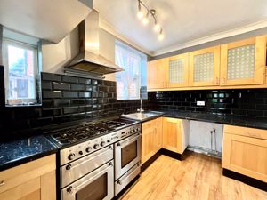 Dining Kitchen- click for photo gallery